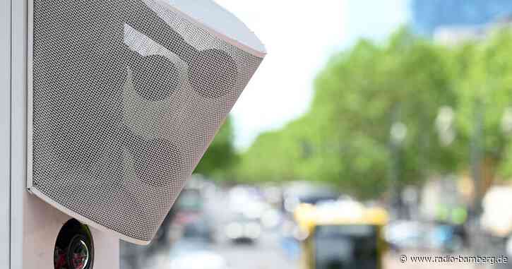 Lärmblitzer identifiziert besonders laute Fahrzeuge