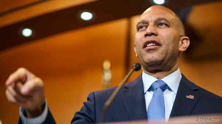 Watch live: Jeffries holds press briefing