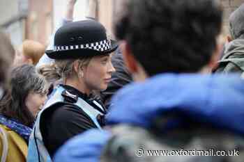 Oxford Kathleen Stock protester explains glue stunt