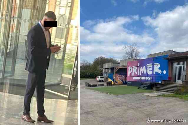 “Ik ga me amuseren met u”: celstraf en fikse schadevergoeding voor jaloerse ex die nieuw vriendje van de fiets maait