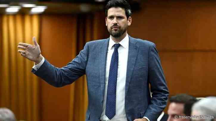 Feds still trying to rescue families of Canadians who helped in Afghanistan: minister