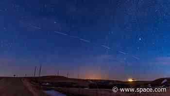 How to photograph SpaceX Starlink satellites in the night sky