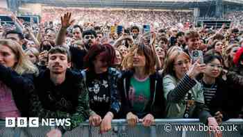 Love Saves The Day and Arctic Monkeys attract huge crowds