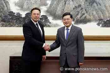 China’s industry minister, Tesla’s Musk meet, discuss electric cars
