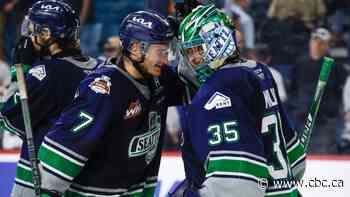 Thunderbirds cruise past Blazers to reach Memorial Cup semifinal