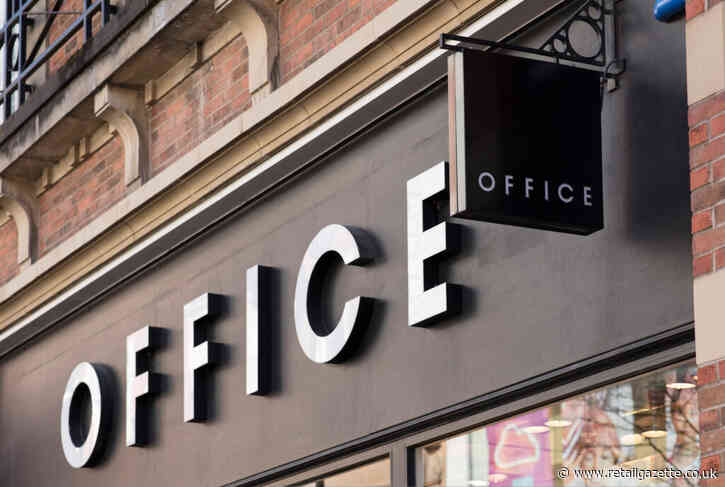Office orders stores to stop one-shoe try-on amid shoplifting rise