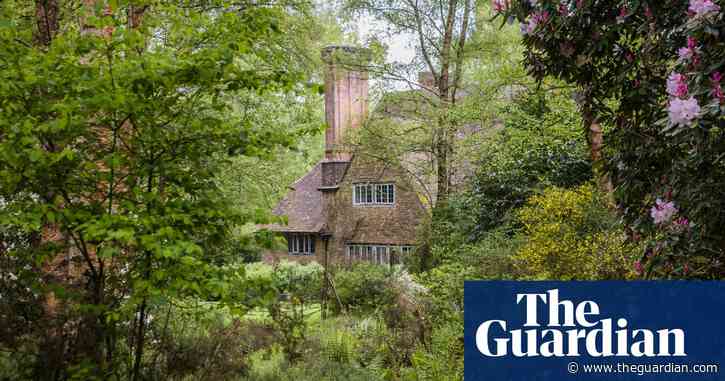 Munstead Wood, prototype of classic English garden, saved for nation