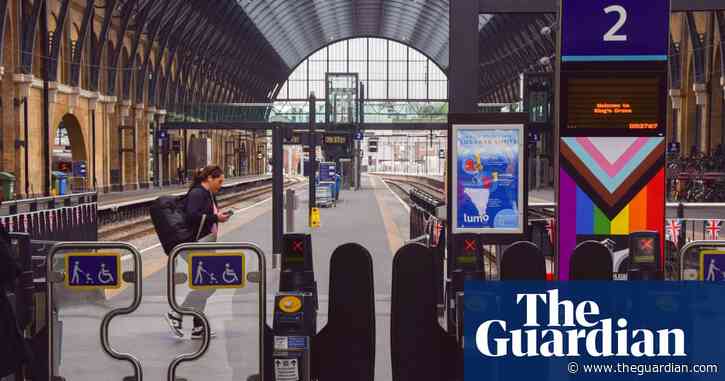 Fresh wave of rail strikes to hit FA Cup final and Epsom Derby