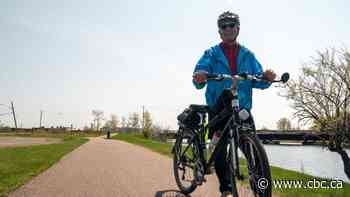 Thunder Bay wants people to get out on their bikes. But city infrastructure doesn't always make that easy