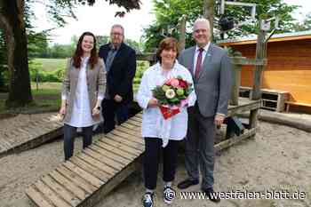 Stadt verabschiedet Leiterin der Kindertagesstätte in Delbrück-Schöning