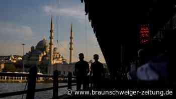 Mehrheit der jungen Türken will ins Ausland gehen