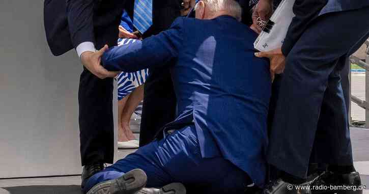 Biden stürzt auf Bühne bei Absolventenfeier