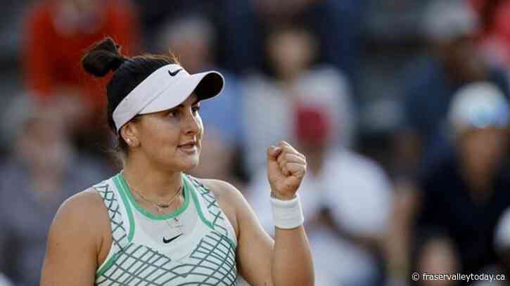 Andreescu advances to third round at French Open with win over wild-card Navarro