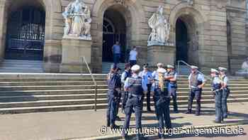 Mord an Ece: Erster Prozesstag um tödliche Messerattacke dauert nur 15 Minuten