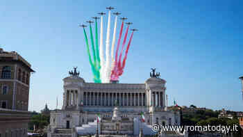 Frecce tricolori su Roma per la festa della Repubblica. Mattarella: "Libertà pilastro nostra Costituzione"