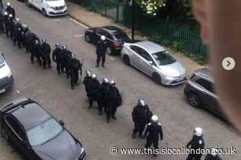Met Police defend Shadwell eviction attended by riot officers