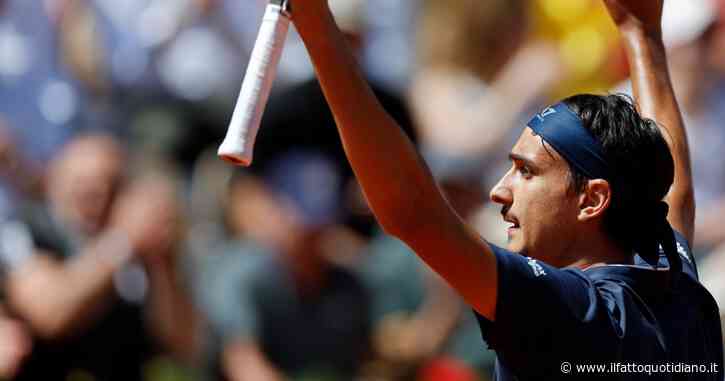 Roland Garros, Sonego fa l’impresa: Rublev battuto in rimonta al 5° set e vola agli ottavi