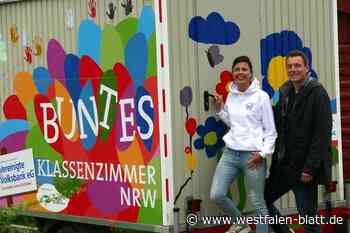 Designer beflügelt Kinder im „Bunten Klassenzimmer“ der Landesgartenschau