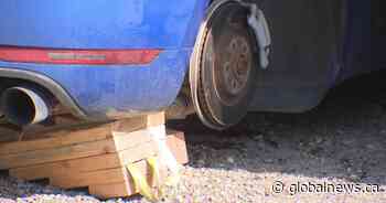 Man suffers life-threatening injuries after car falls on him in southeast Calgary