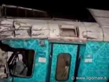 India, scontro fra treni: almeno 50 morti e 500 feriti