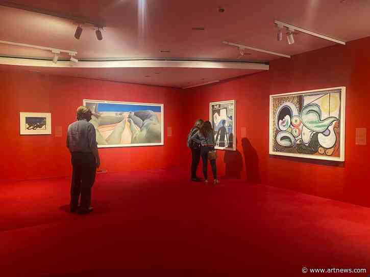 Brooklyn Museum Dismisses Negative Reviews of Hannah Gadsby’s ‘Pablo-matic’ Show