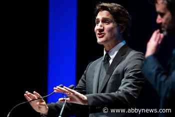 Trudeau continues to stand by David Johnston despite calls that he step down