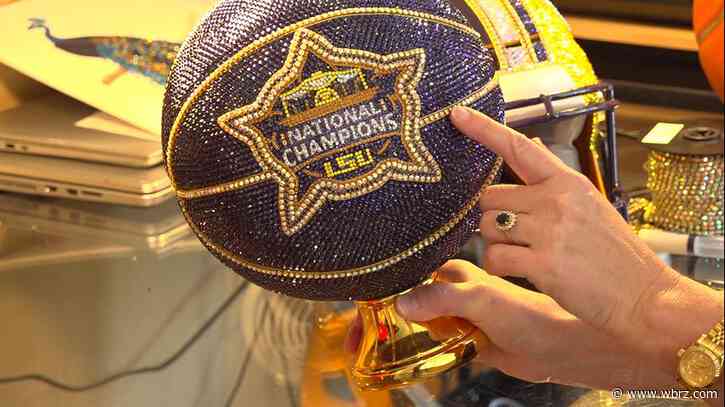 Daughter of LSU legend Billy Cannon sends dazzling gift to Kim Mulkey after championship win