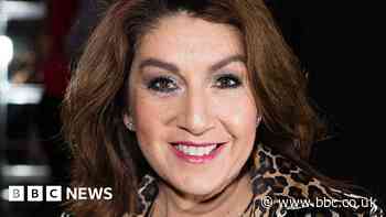 Jane McDonald replaces Phillip Schofield as British Soap Awards host
