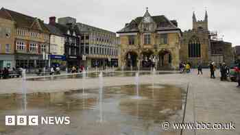 Fountains' future to be decided in social media poll