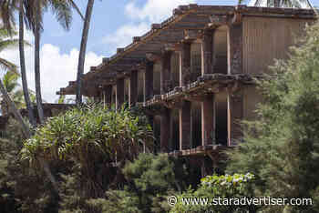 Land agency puts Coco Palms resort demolition on hold