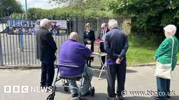 Minute silence held for flight shot down 80 years ago