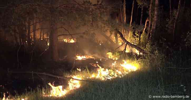 Waldbrand bei Jüterbog vergrößert sich