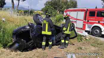 Incidente sull'Aurelia: scontro tra auto, conducenti estratti dalle lamiere