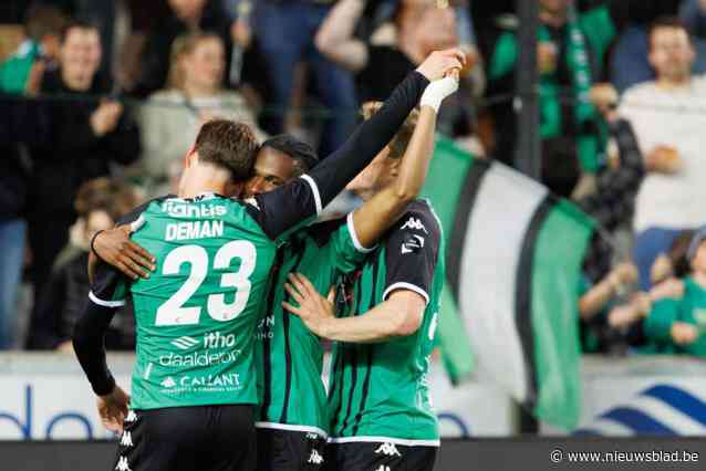 Zo sluit je een succesvol seizoen af! Cercle-coach Miron Muslic reed direct na de gewonnen match 1100 kilometer voor verjaardag zoontje