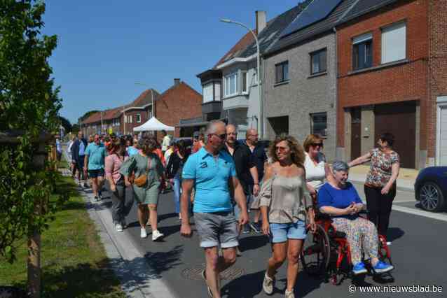 Riemenaren enthousiast over de fraaie vernieuwing van hun woonkern: “Werken duurden lang, maar het resultaat is wel de moeite”