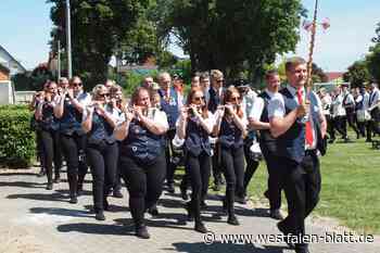 Tambourcorps Scharmede feiert 100-jähriges Bestehen mit großem Festumzug