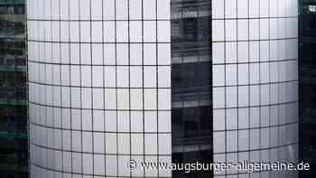 Betrunkener belästigt Frauen im Parkhaus