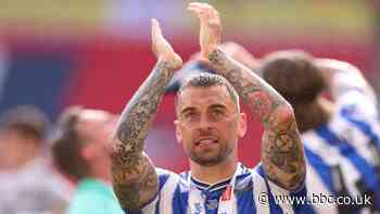 Sheffield Wednesday: Jack Hunt & David Stockdale among seven released by Owls