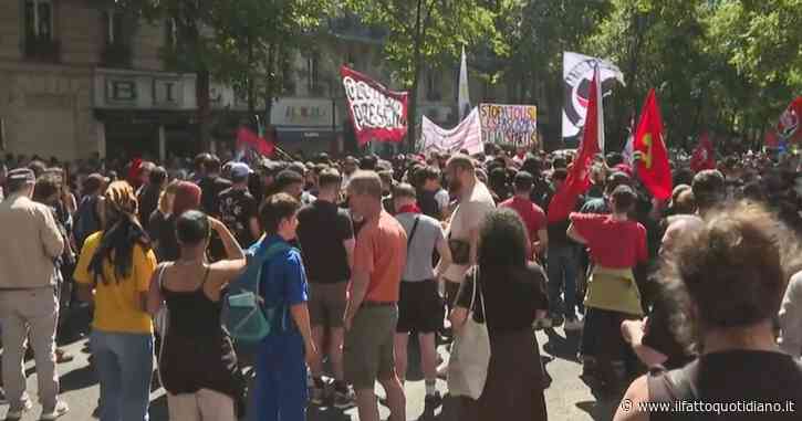 Parigi, centinaia in piazza per il decimo anniversario della morte dell’attivista antifascista Clement Meric