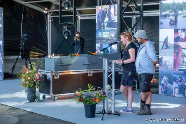 Podiumbouwer Adriaan (55) krijgt uniek laatste eerbetoon op de mainstage van Rock Werchter: “Hier wilde hij eindigen”