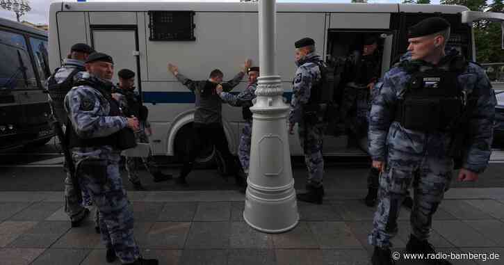 Demos an Geburtstag von Kremlgegner Nawalny