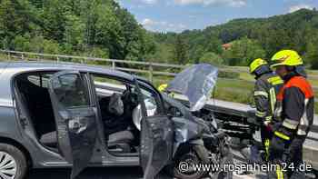 Zwei Personen bei Auffahrunfall auf der B306 in der Heutauer Senke verletzt 