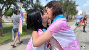 Thousands celebrate in sweltering heat at Winnipeg's biggest Pride parade