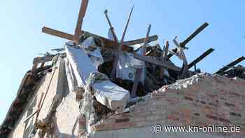 Nach russischem Angriff: Vater zieht tote Zweijährige aus Trümmern