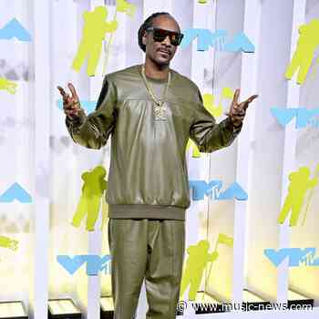 Snoop Dogg postpones Hollywood Bowl concerts in support of writers' strike