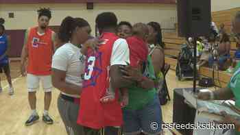 Coaches vs. Crime event addresses St. Louis gun violence, honors lives lost