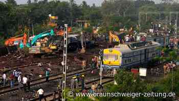 Schweres Bahnunglück erschüttert Indien
