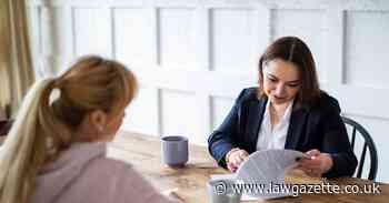 Family lawyers urged to help pro bono clinics