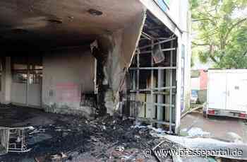 POL-ME: Feuer beschädigt Fassade eines Einkaufszentrums - Ratingen - 2306012