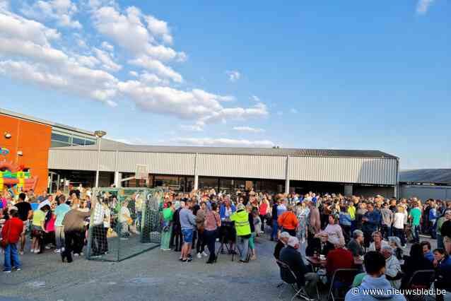 Inwoners van Boutersem klinken (nu pas) op het nieuwe jaar
